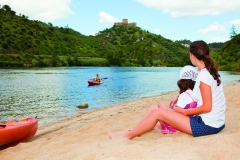 Praia fluvial - Alqueva - Credito Turismo do Alentejo