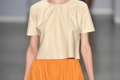 lilly sarti2
